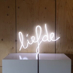 Neon tekst in houder : Liefde